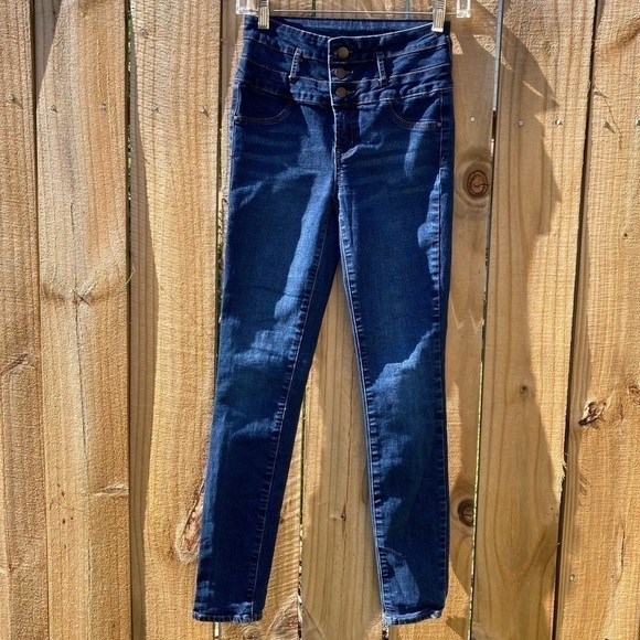 0 REFUGE high waist skinny stretchy dark wash Jeans.  (Jeggings) - Picture 14 of 16